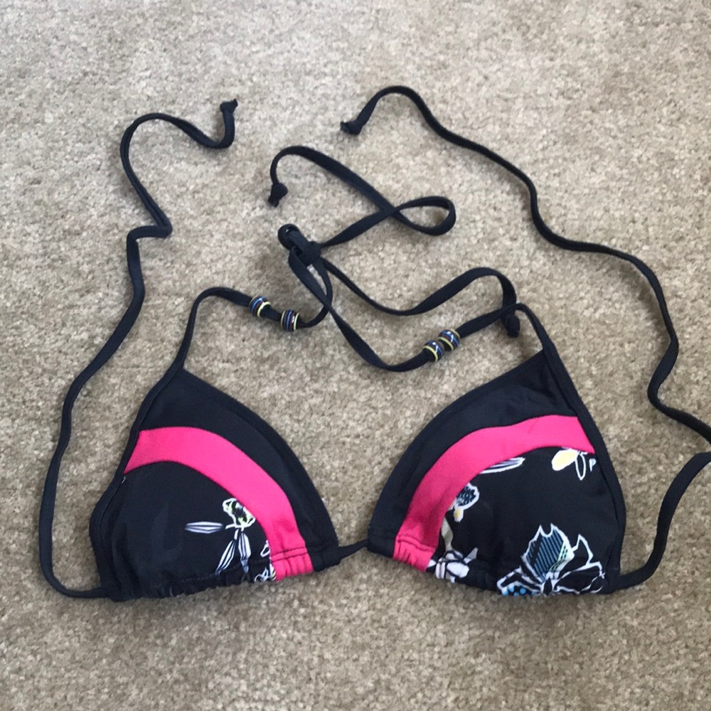 ** 3 for $12 ** Oakley bikini top